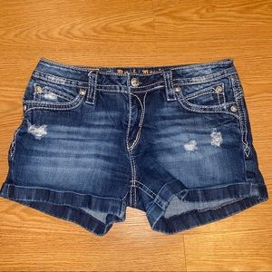 ✨ ROCK REVIVAL DENIM SHORTS ✨